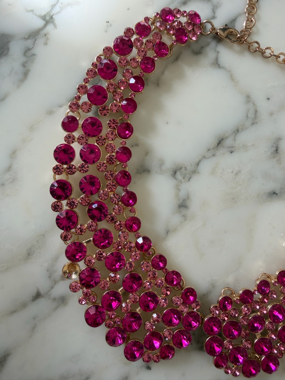 Eye Candy Los Angeles Diana Peter Pan Collar Necklace - Picture 4 of 6